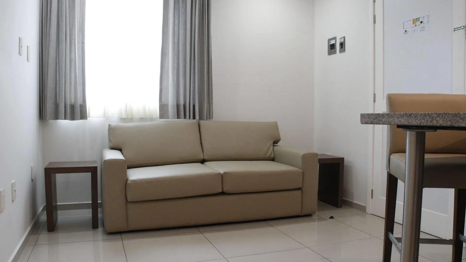 Suites Chapultepec Guadalajara 3*,
