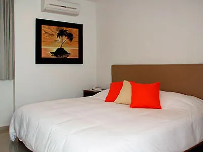 Suites Chapultepec Guadalajara 3*,